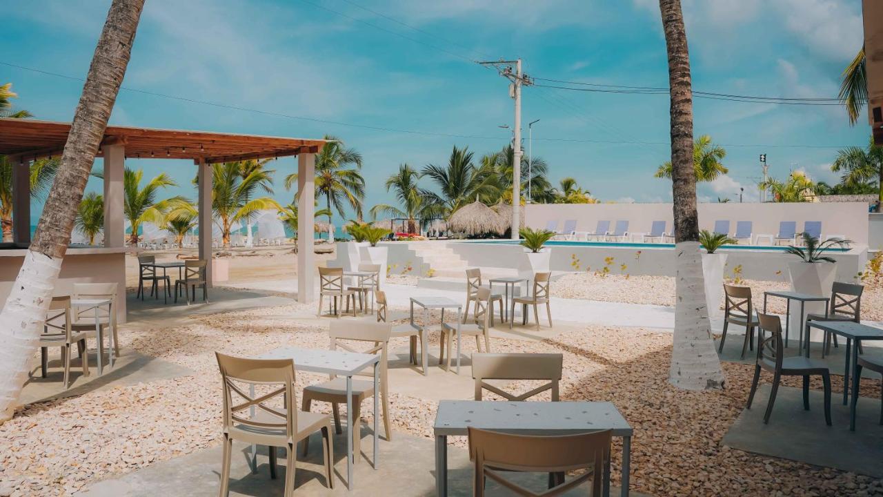 Makary Beach Hotel Tolu Exterior photo